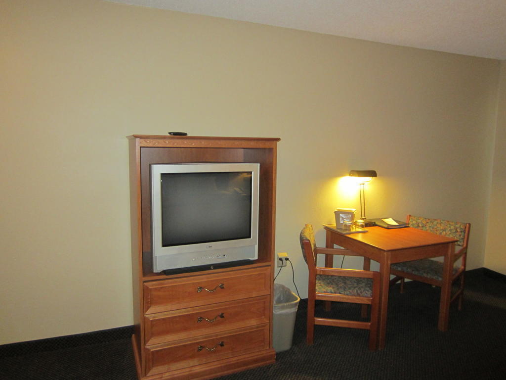 Days Inn By Wyndham Stockton Zewnętrze zdjęcie